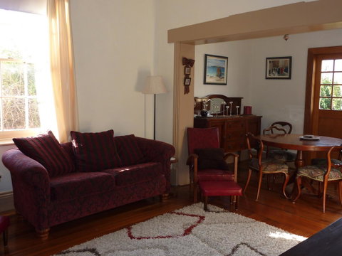 Eliza Cottage - Accommodation Burleigh 3