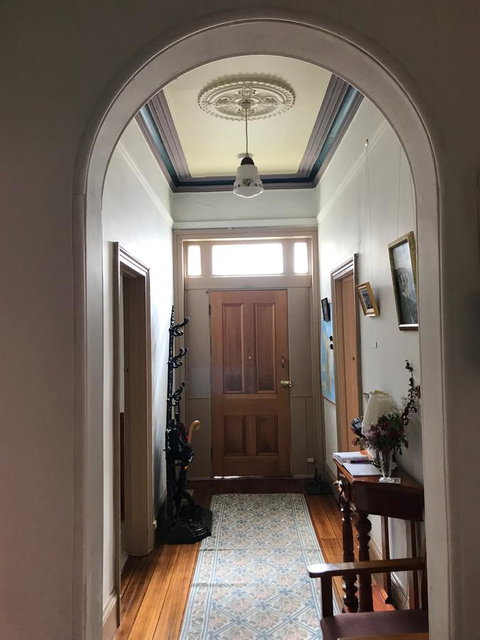 Eliza Cottage - Accommodation Burleigh 10