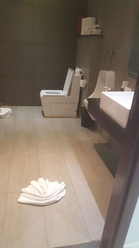 AppleBay Guest House - Accommodation Burleigh 2