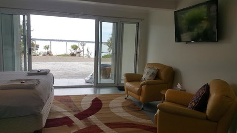 AppleBay Guest House - Accommodation Burleigh 5