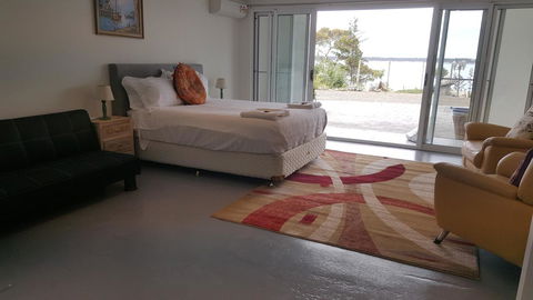 AppleBay Guest House - Accommodation Burleigh 19