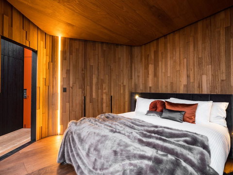 Freycinet Lodge - Accommodation Burleigh 22