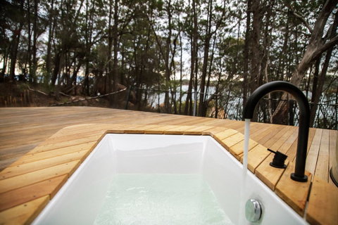 Freycinet Lodge - Accommodation Burleigh 3
