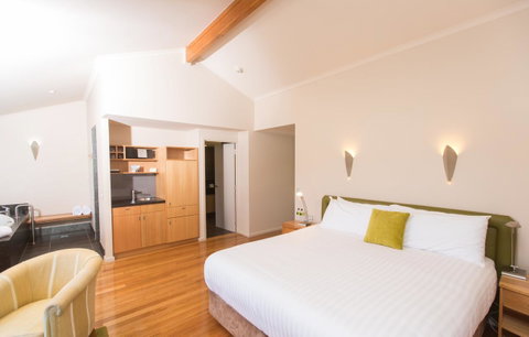 Freycinet Lodge - Accommodation Burleigh 38