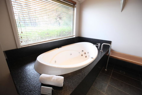 Freycinet Lodge - Accommodation Burleigh 39
