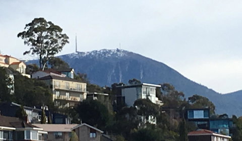 The View 2 Bed Unit With Stunning Hobart Outlook - Accommodation Burleigh 25