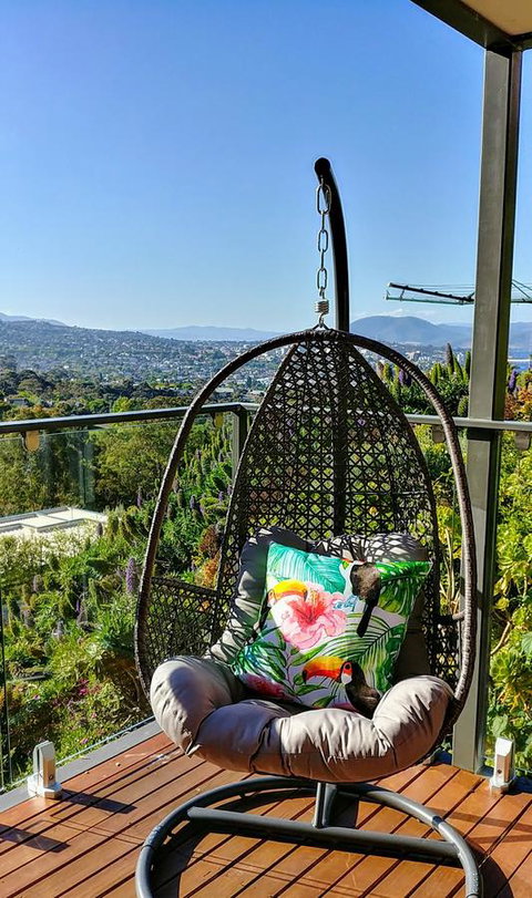 The View 2 Bed Unit With Stunning Hobart Outlook - Accommodation Burleigh 17