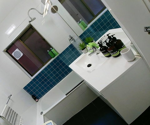 The View 2 Bed Unit With Stunning Hobart Outlook - Accommodation Burleigh 14