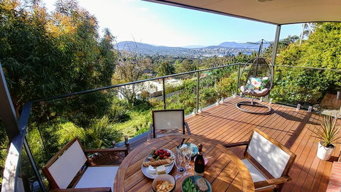 The View 2 Bed Unit With Stunning Hobart Outlook - Accommodation Burleigh 3
