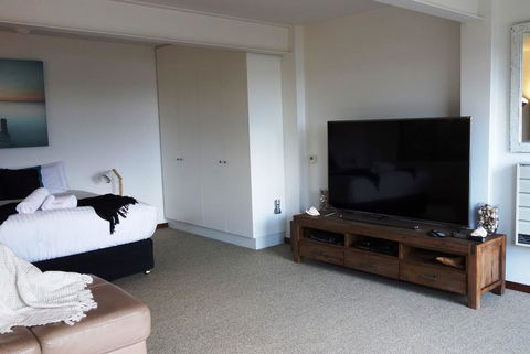 THE LOFT @ Bay Of Fires Seascape - Accommodation Burleigh 18