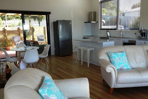 THE LOFT @ Bay Of Fires Seascape - Accommodation Burleigh 11