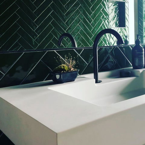 Moss Hotel - Accommodation Burleigh 23