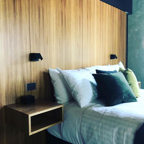 Moss Hotel - Accommodation Burleigh 19