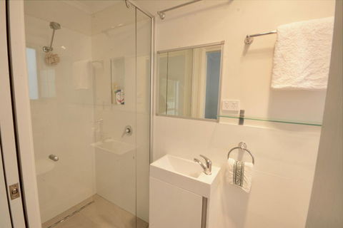 55 On Henry Street - Accommodation Burleigh 3