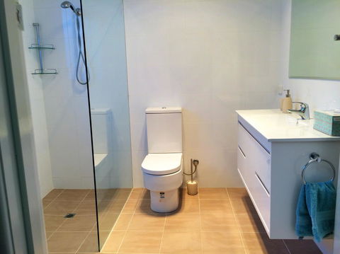 City Lights - Accommodation Burleigh 14