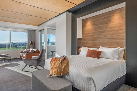 Peppers Silo - Accommodation Burleigh 33