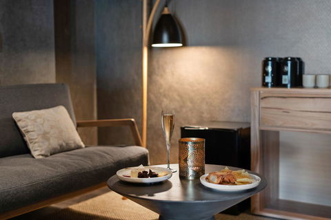 Peppers Silo - Accommodation Burleigh 16