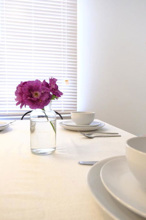 White House - Accommodation Burleigh 18