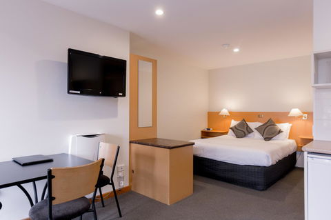 Bay Hotel Apartments - Accommodation Burleigh 21