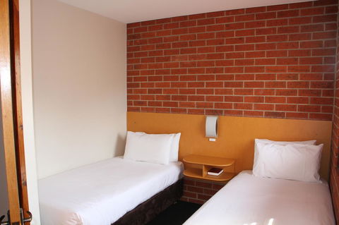 Bay Hotel Apartments - Accommodation Burleigh 31