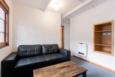 Bay Hotel Apartments - Accommodation Burleigh 2