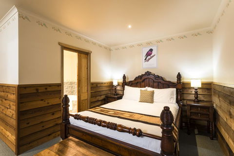 Cradle Forest Inn - Accommodation Burleigh 17