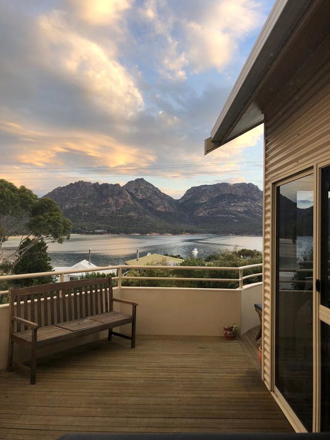 Freycinet Beach House - Accommodation Burleigh 4