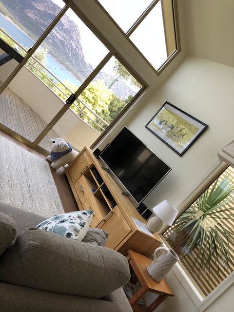 Freycinet Beach House - Accommodation Burleigh 7