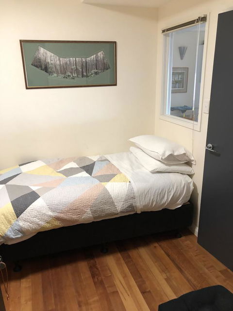 Beachside Taroona With Spa - Accommodation Burleigh 13