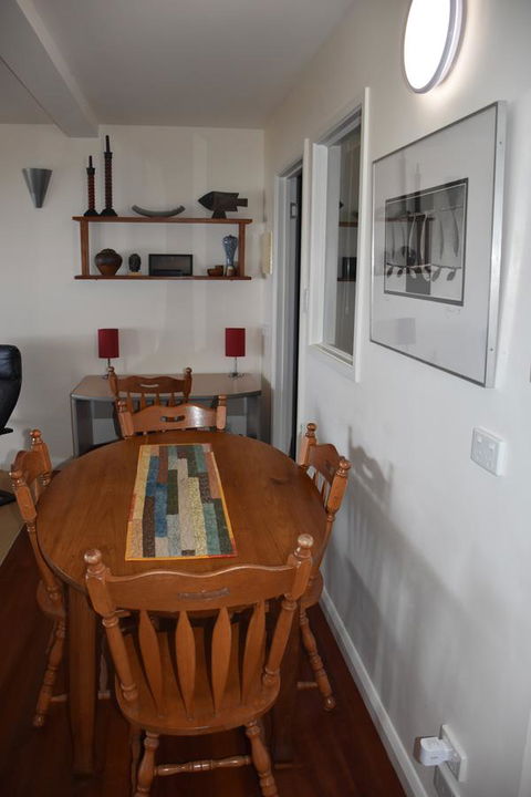 Beachside Taroona With Spa - Accommodation Burleigh 9