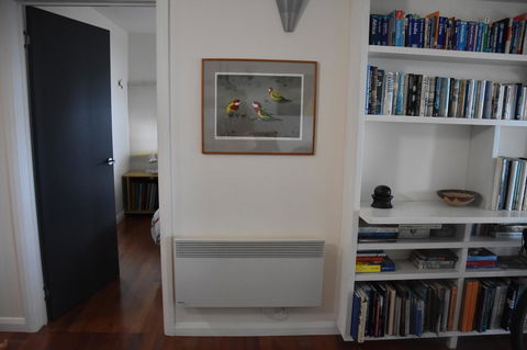 Beachside Taroona With Spa - Accommodation Burleigh 11