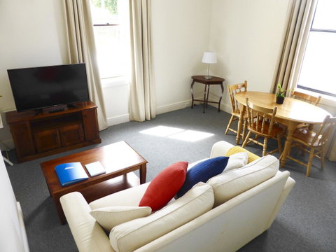 338 On Murray - Accommodation Burleigh 0