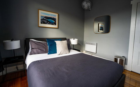 The Tasmanian Inn - Accommodation Burleigh 8