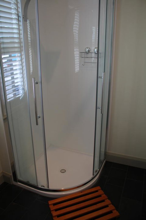 The Tasmanian Inn - Accommodation Burleigh 33
