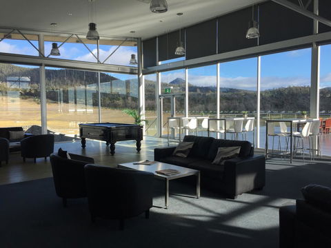 White Sands Estate Unit 24 - Accommodation Burleigh 29