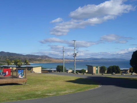 White Sands Estate Unit 24 - Accommodation Burleigh 38