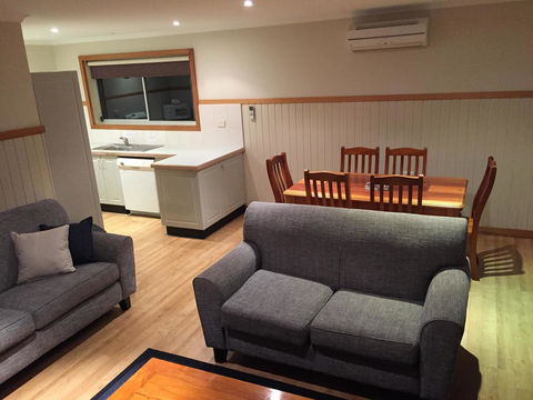 White Sands Estate Unit 24 - Accommodation Burleigh 2