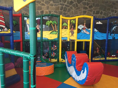 White Sands Estate Unit 24 - Accommodation Burleigh 19