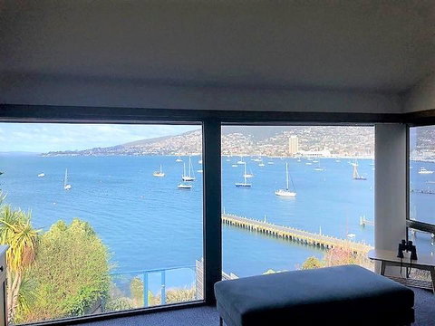 My Hobart Stay - Holiday Rentals - Accommodation Burleigh 2