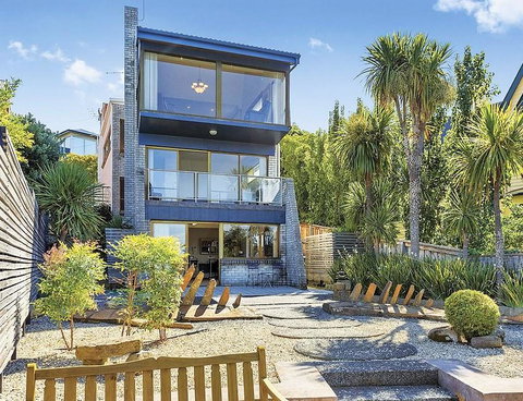 My Hobart Stay - Holiday Rentals - Accommodation Burleigh 3
