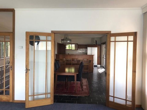 My Hobart Stay - Holiday Rentals - Accommodation Burleigh 14