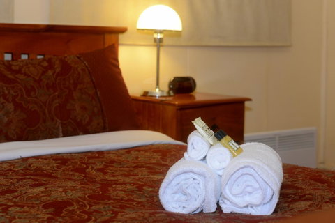Edinburgh Gallery Bed & Breakfast - Accommodation Burleigh 18