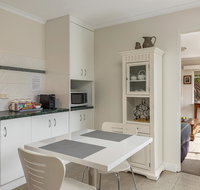 Moonrise View Apartment - Accommodation Burleigh