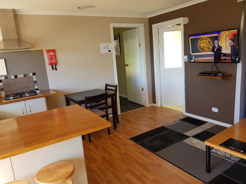 Cradle Alpine Retreat - Accommodation Burleigh 16