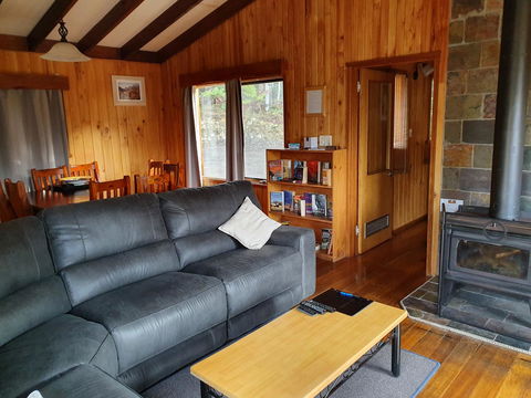 Cradle Alpine Retreat - Accommodation Burleigh 5