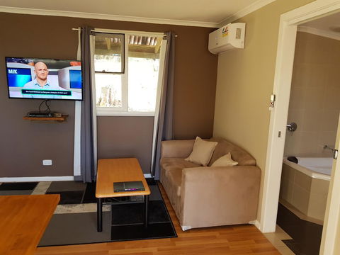 Cradle Alpine Retreat - Accommodation Burleigh 21