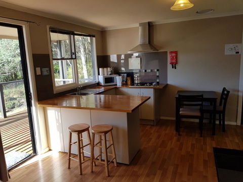 Cradle Alpine Retreat - Accommodation Burleigh 19