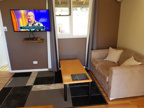 Cradle Alpine Retreat - Accommodation Burleigh 14