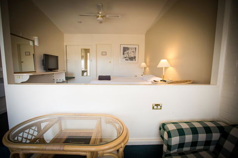 Abel Tasman Airport Motor Inn - Accommodation Burleigh 37