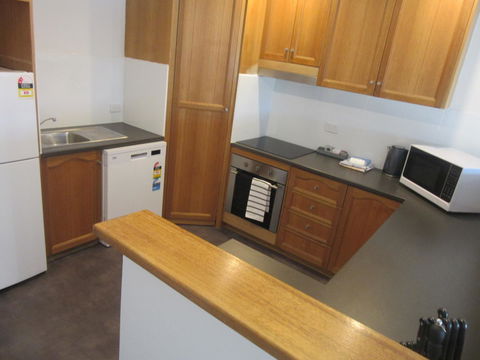 Abel Tasman Airport Motor Inn - Accommodation Burleigh 23